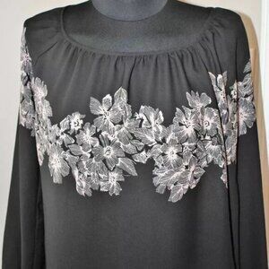 Loft Petites Floral Blouse Size MP